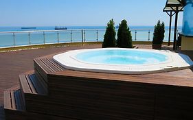 Albizia Beach Hotel
